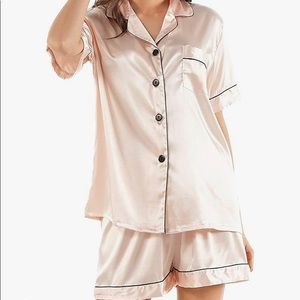 Satin pajamas size M